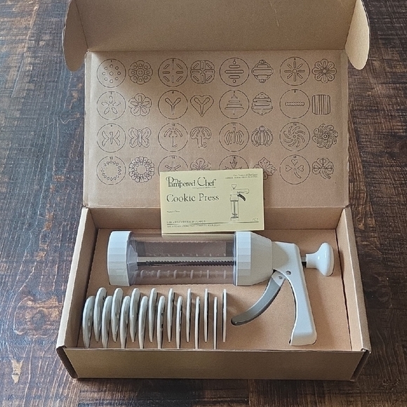 Pampered Chef Cookie Press - New - Picture 2 of 11